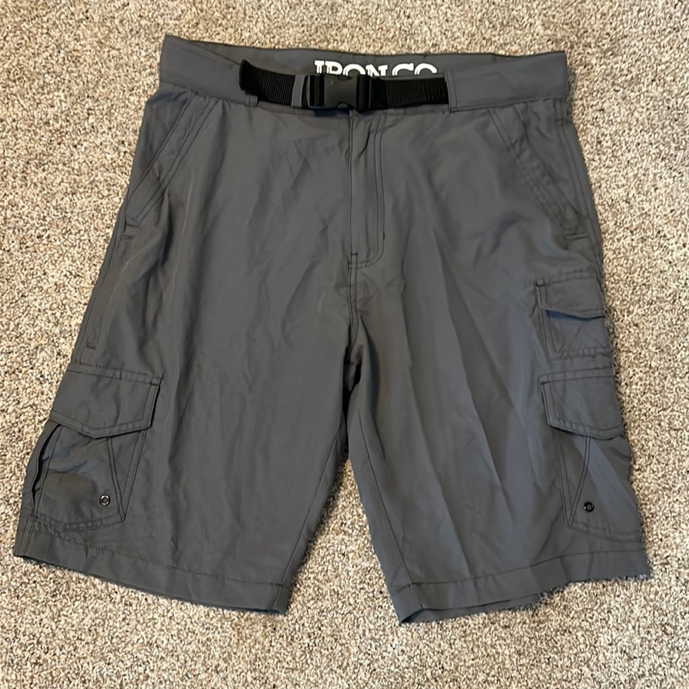 Iron co. Shorts Men’s‎ 34 Gray Belted